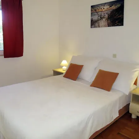Apartment Maja